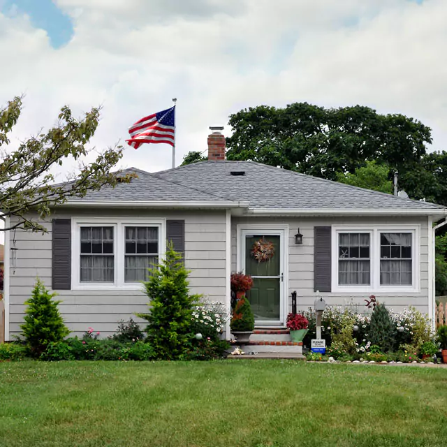 House With Gray Shake Siding Sq
